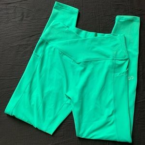 ‼️SOLD‼️ Green Curves n Combatboots Leggings